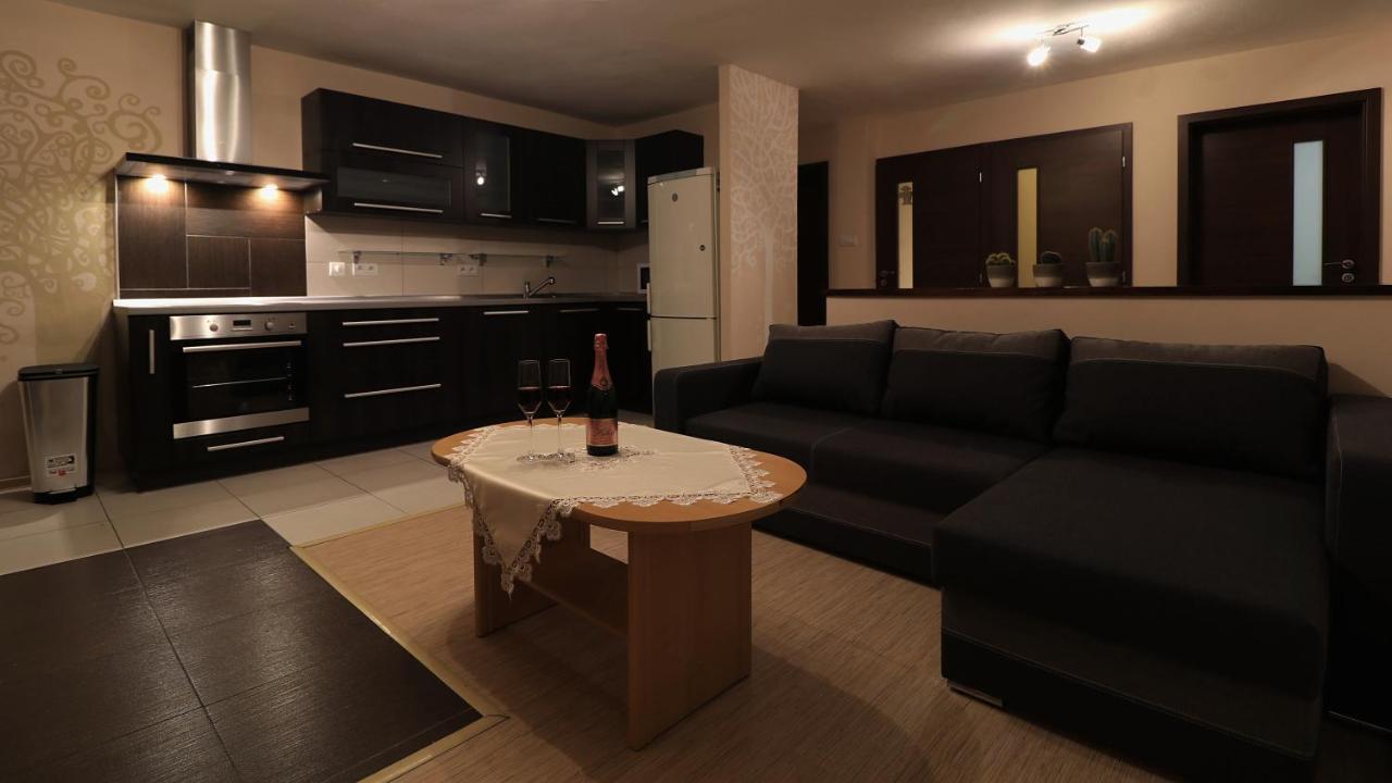 Apartman Silvia ปรีบิลีนา ภายนอก รูปภาพ